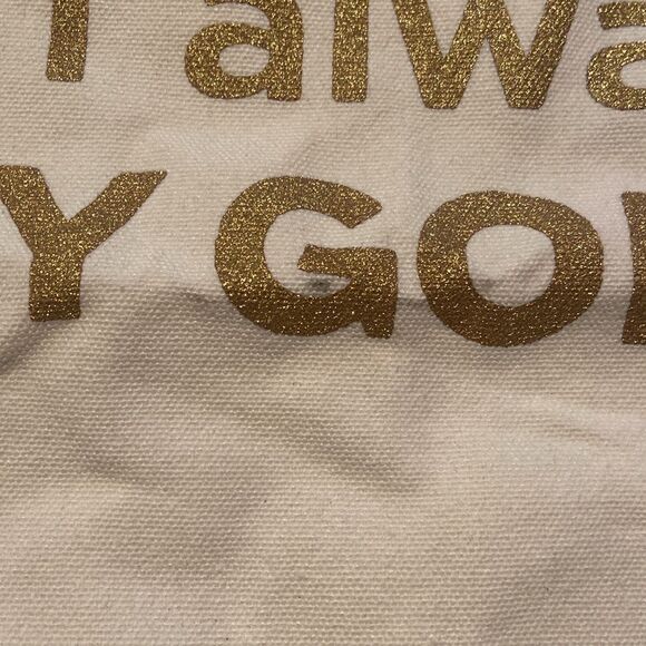 I may be salty, but I always stay Golden! Bravo-con Bag - Picture 5 of 7
